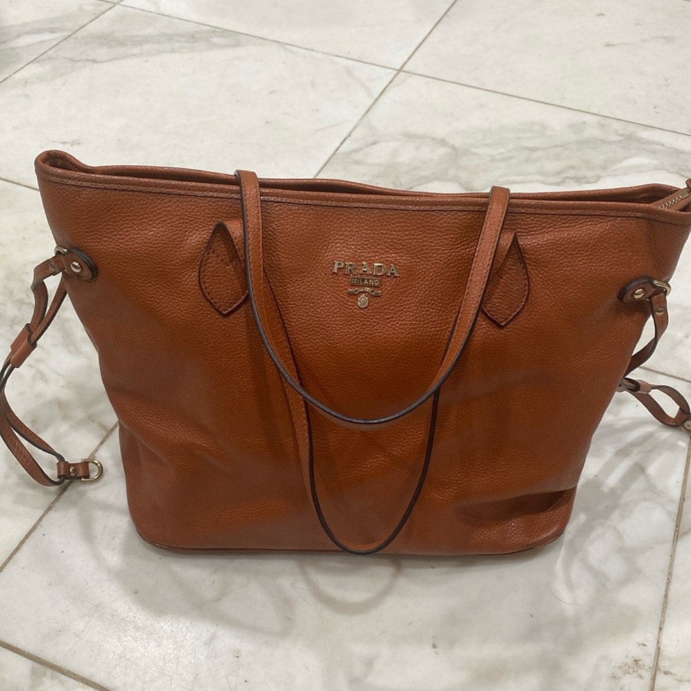 Vintage Prada brown cognac Vitello Daino leather top zip Tote ๐ made in Italy - Picture 5 of 16